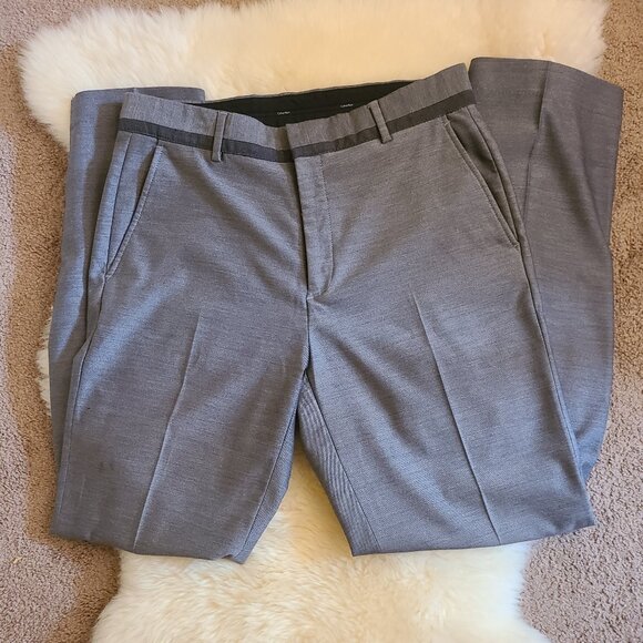 Calvin Klein Two Piece /Two Tone Gray Suit - Picture 13 of 16